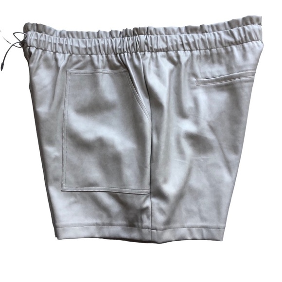 Avec Les Filles Faux Leather Paper Bag Shorts Size 2X NWT - Picture 8 of 13